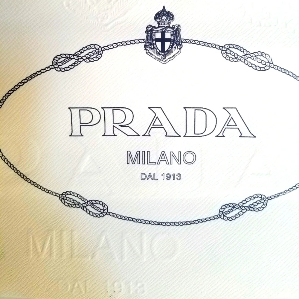 Prada shopping bag / gift bag - Picture 3 of 8